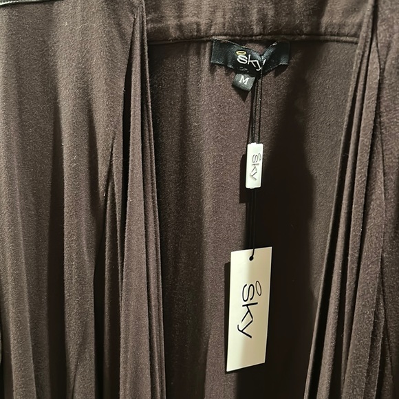 BNWT SKY WRAP W LEATHER DETAIL❤️/ M❤️ - Picture 3 of 8